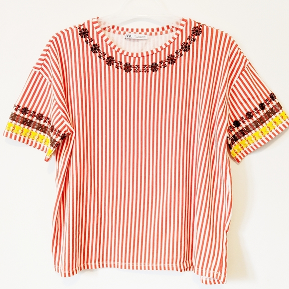 ZARA UK Embroidered Stripe Short Sleeve Top - Picture 2 of 6